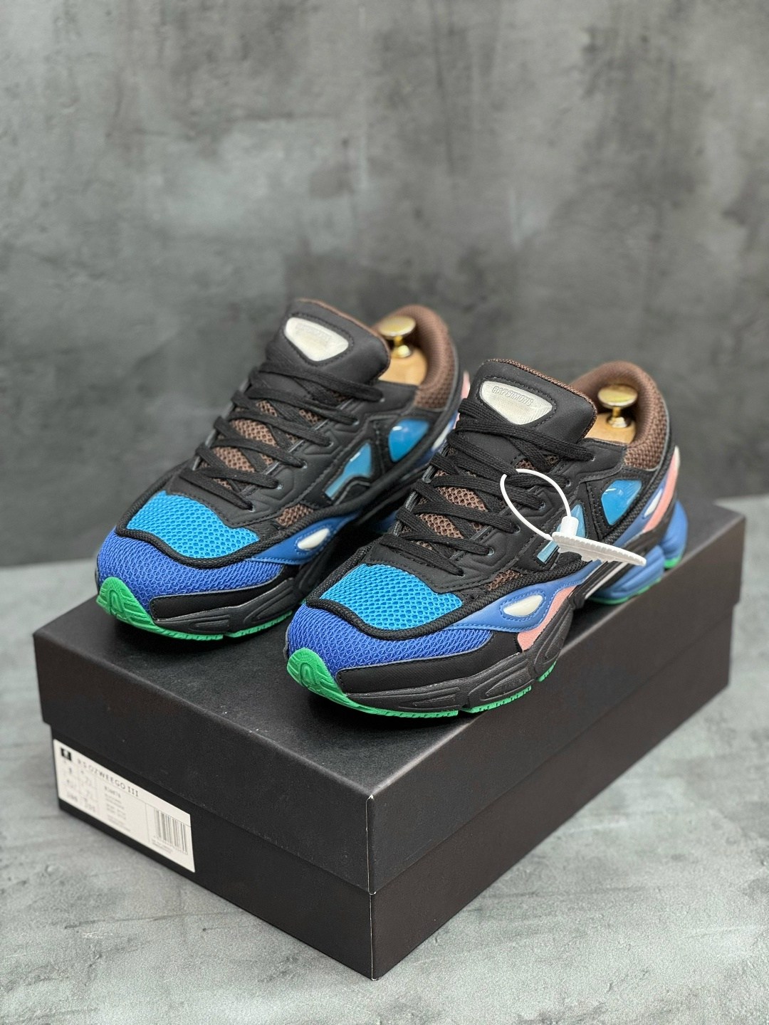 кроссовки adidas ozweego 2 x raf simons,adidas ozweego 2 raf simons,adidas raf simons ozweego,adidas x raf simons ozweego 2,адидас раф симонс озвиго 2