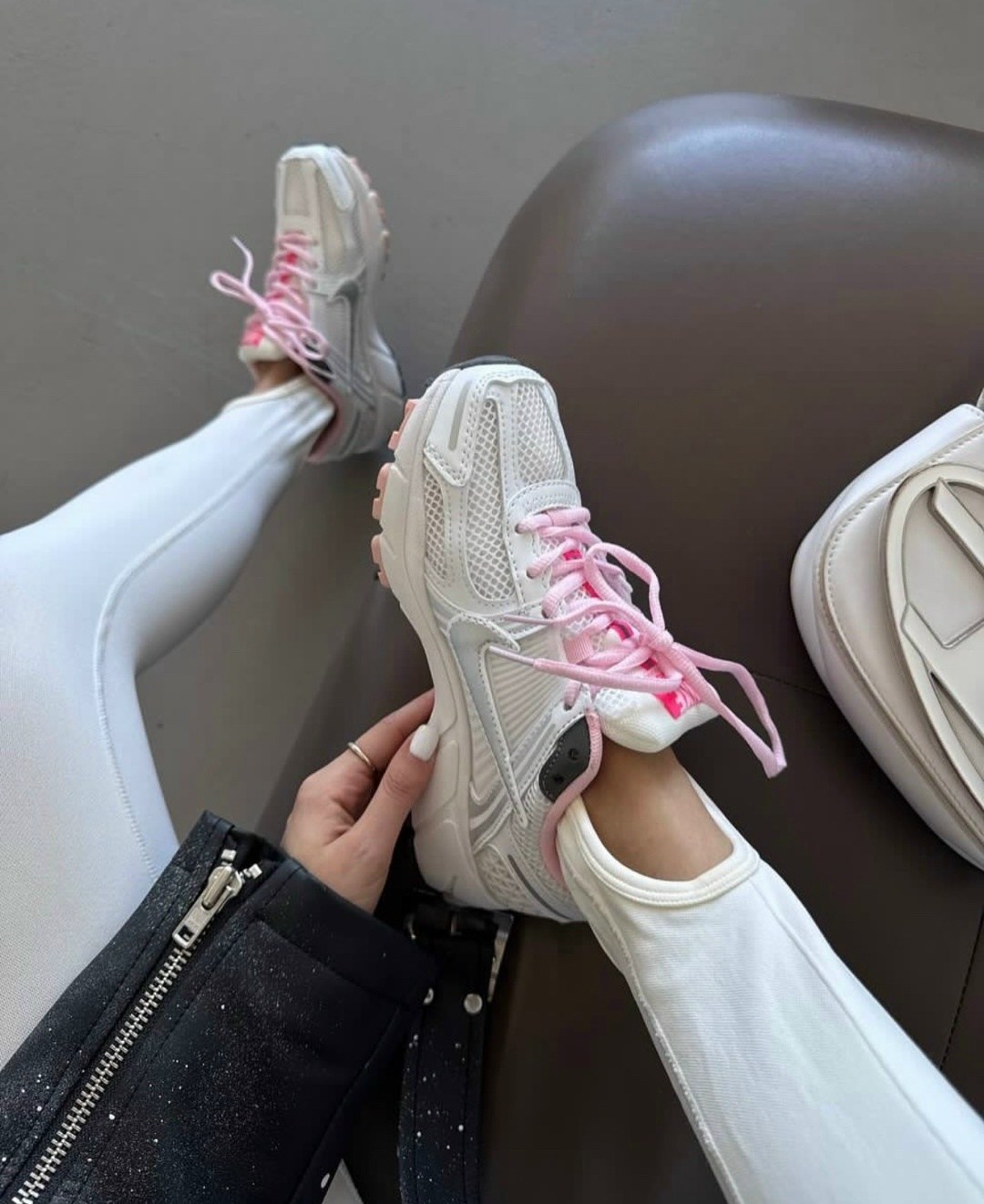 женские кроссовки nike,кроссовки nike zoom vomero 5,женские кроссовки,кроссовки,женские кроссовки nike air zoom vomero 5