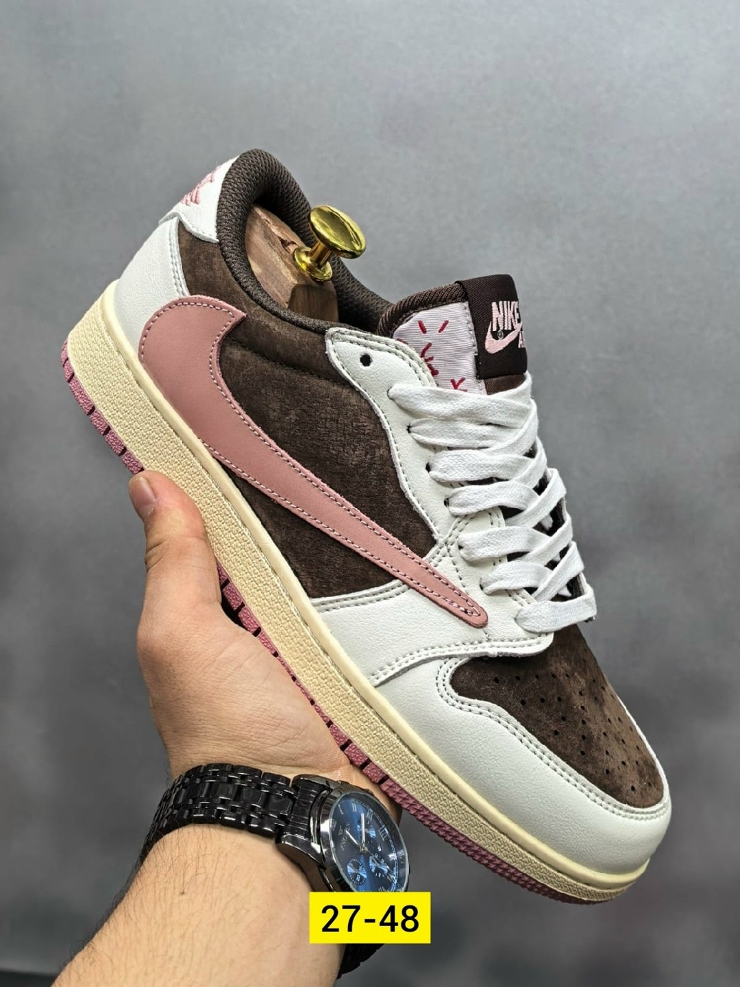 кеды travis scott x air jordan 1 pink oxford,кроссовки travis scott x air jordan 1 low,nike air jordan 1 low x travis scott,кроссовки nike air jordan 1,кроссовки nike travis scott x air jordan 1 low