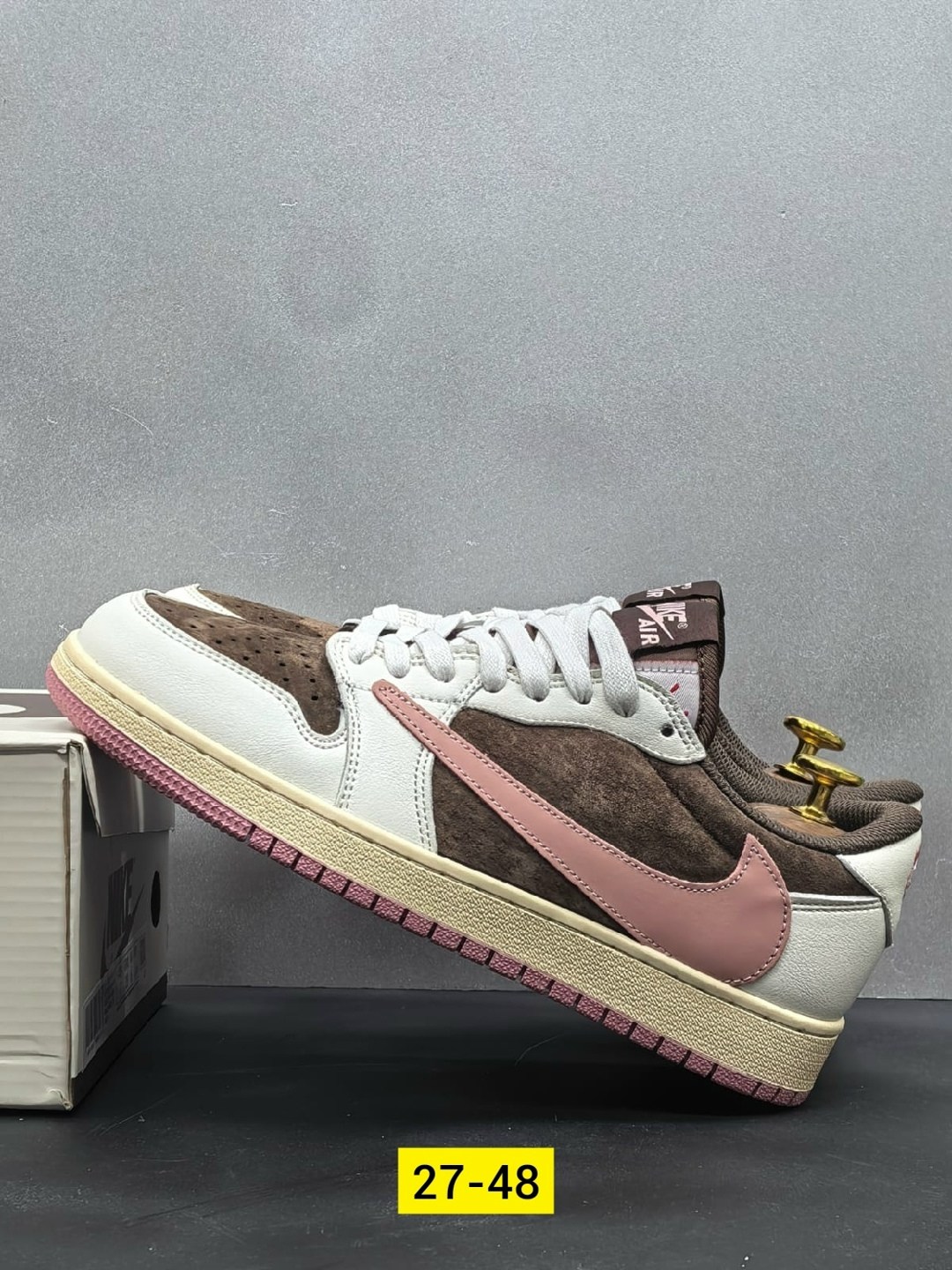 кеды travis scott x air jordan 1 pink oxford,кроссовки travis scott x air jordan 1 low,nike air jordan 1 low x travis scott,кроссовки nike air jordan 1,кроссовки nike travis scott x air jordan 1 low