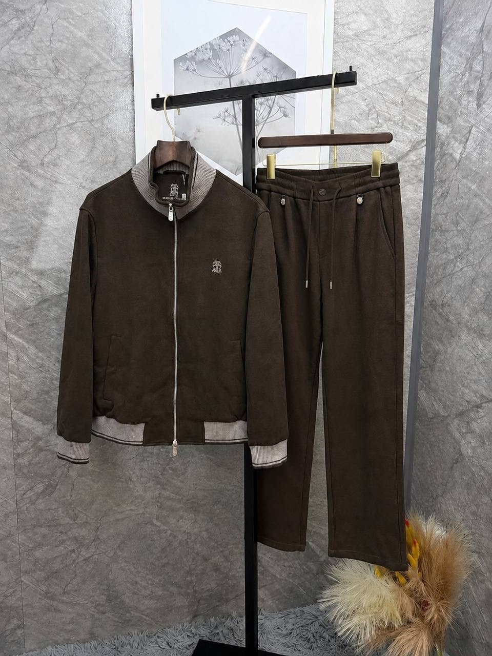 спортивный костюм brunello cucinelli,прогулочный костюм brunello cucinelli,мужские спортивные костюмы brunello cucinelli,спортивный костюм brunello cucinelli арт:355-1045,костюм brunello cucinelli