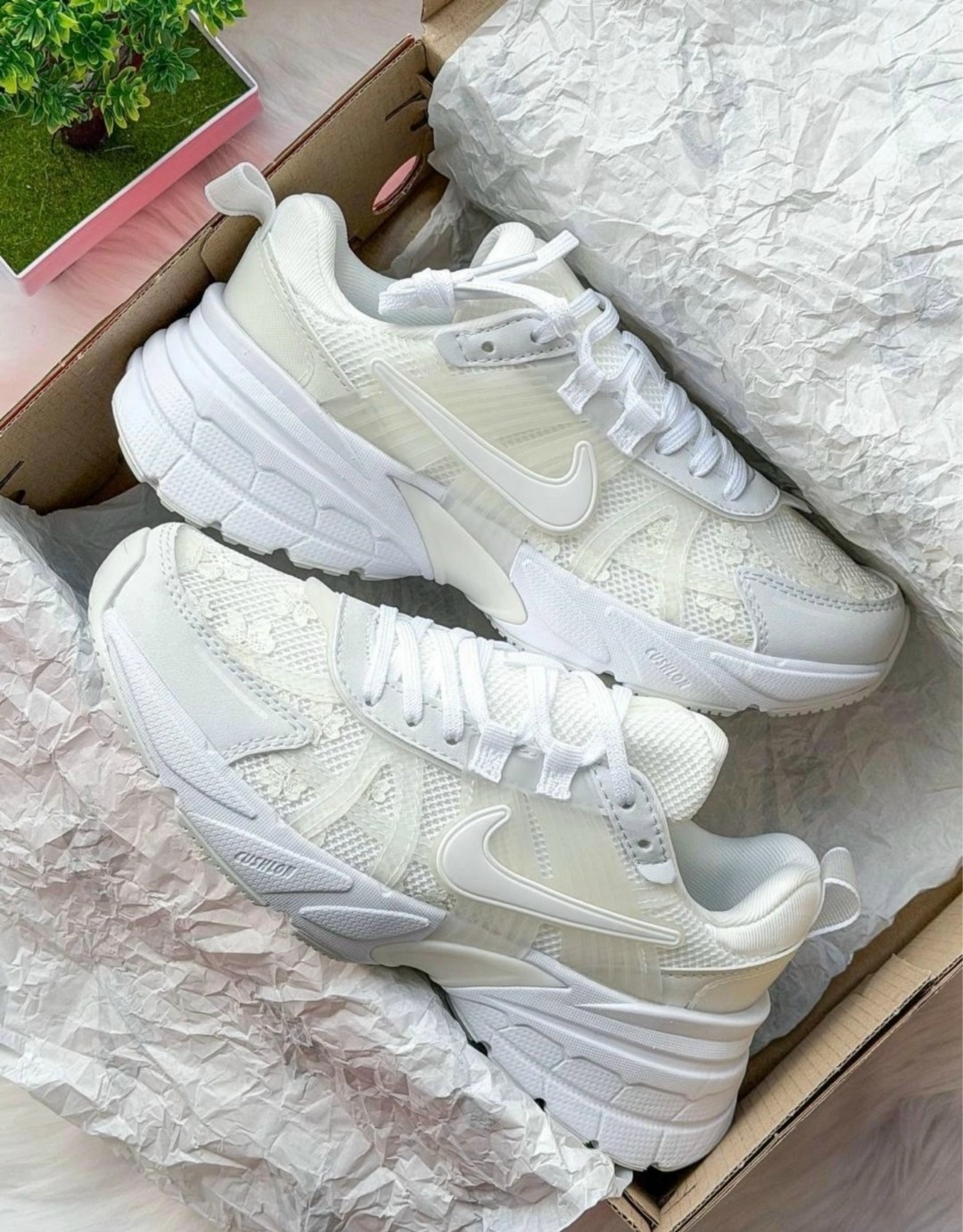 кроссовки nike,женские кроссовки nike,кроссовки nike v 2 k run,кроссовки nike v2k run,женские кроссовки