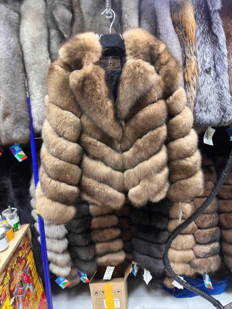 шуба из песца,шуба песец,шуба из куницы под соболь,шуба из песца под соболь,мех песец