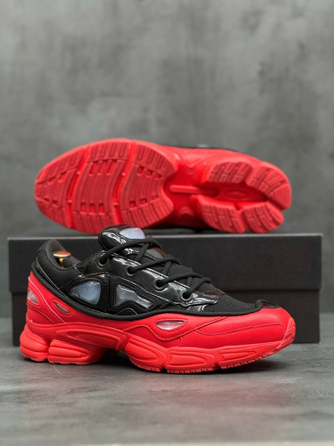 adidas raf simons ozweego 3 scarlet black,кроссовки adidas raf simons x ozweego 3 'core black scarlet',adidas raf simons x ozweego 3 core black scarlet,raf simons adidas ozweego 3,adidas by raf simons