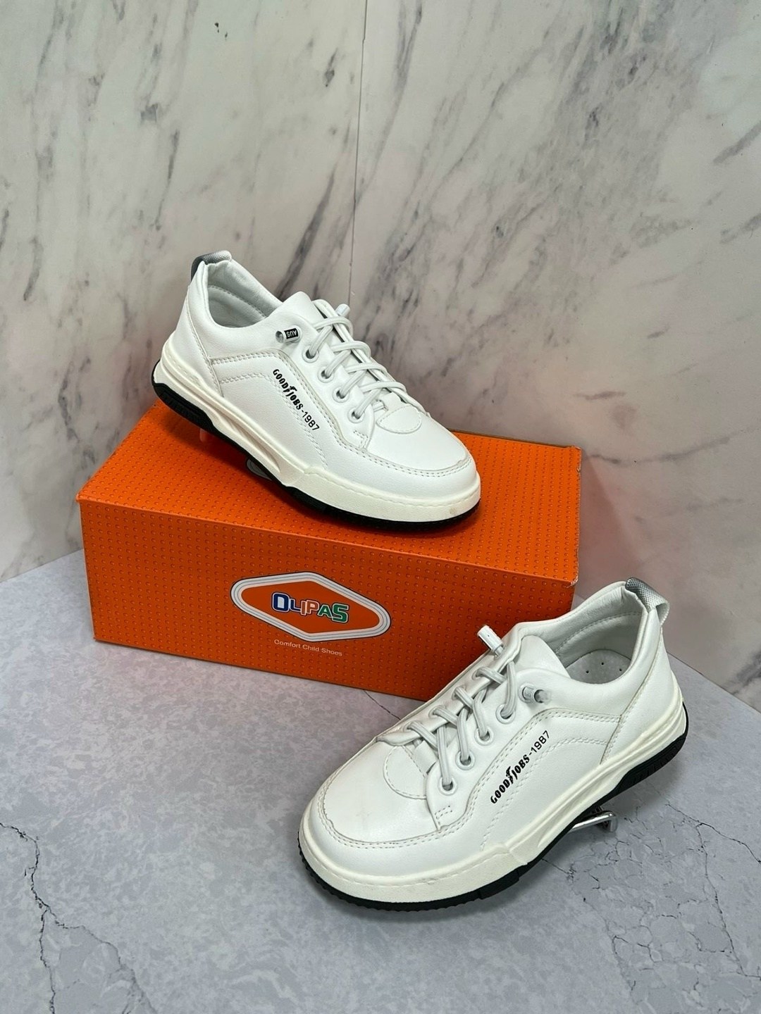 ,hermes кроссовки женские,кроссовки hermes,кроссовки женскиe,спортивная