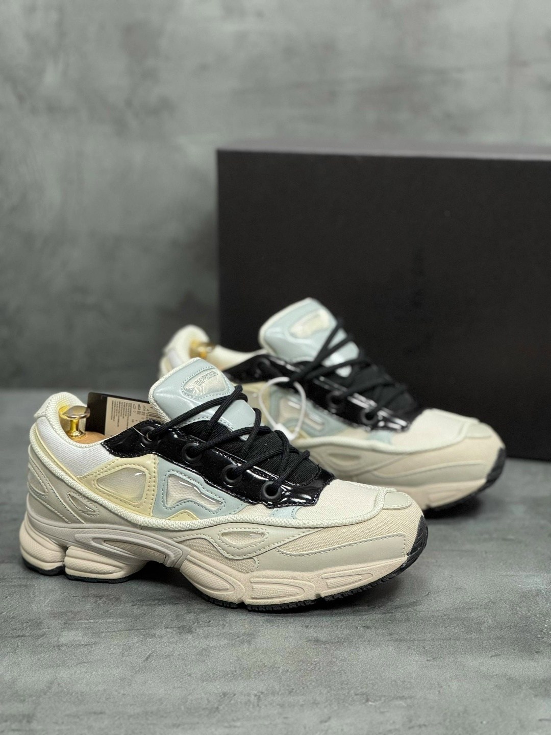 adidas raf simons ozweego 3 cream white,кроссовки adidas raf simons ozweego 3,adidas ozweego 3 raf simons cream white core black,adidas raf simons ozweego 3,adidas ozweego raf simons