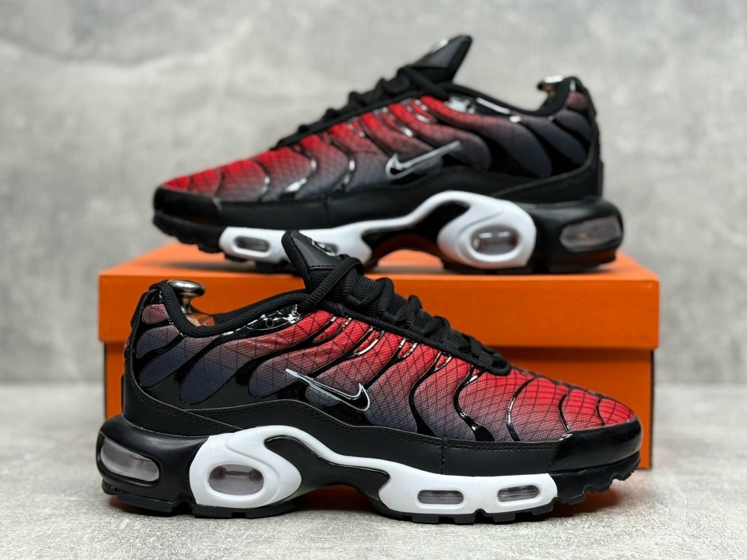 кроссовки nike air max tn plus,кроссовки мужской nike,nike air max tn plus,кроссовки,кроссовки мужские nike air max tn plus