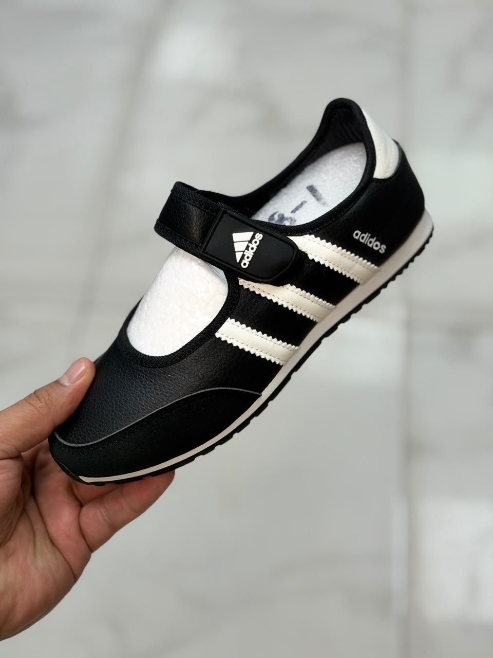 ,кроссовки adidas,женские кроссовки adidas,кроссовки адидас,adidas белые