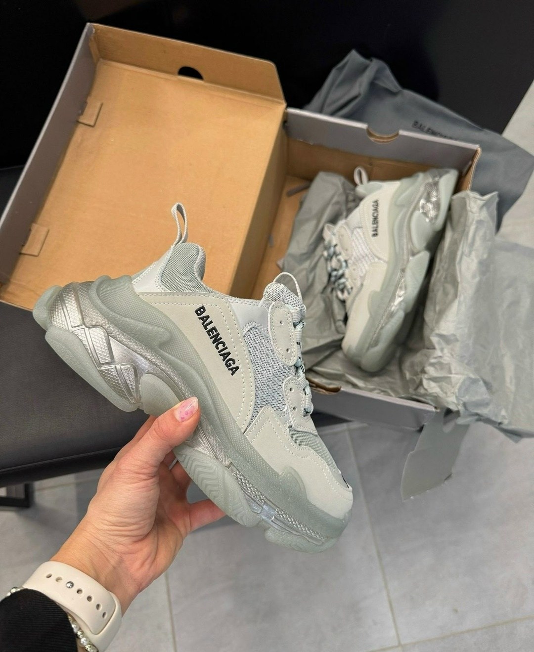 кроссовки balenciaga triple s clear sole,balenciaga triple s clear sole,кроссовки balenciaga triple s,женские кроссовки balenciaga,кроссовки balenciaga