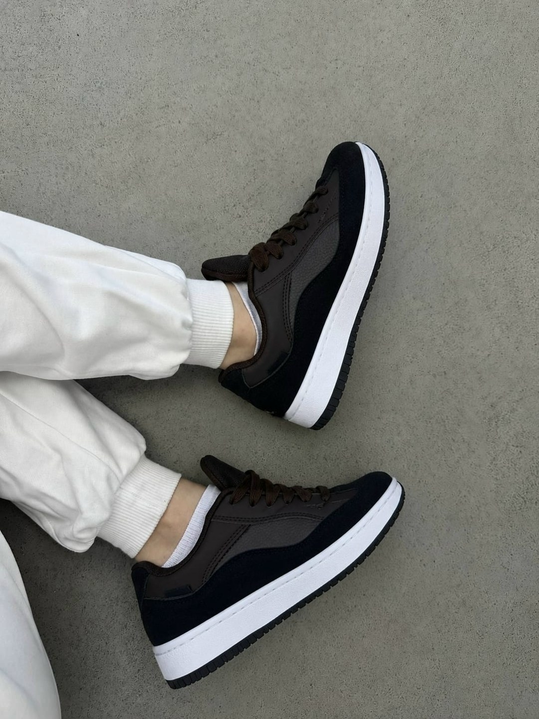 кроссовки 1 low se air jordan серебряный,nike air jordan 1 low se,air jordan 1 low se wmns metallic silver,женские кроссовки air jordan 1 low se 'metallic silver' fn5030-001,женские кроссовки air jord