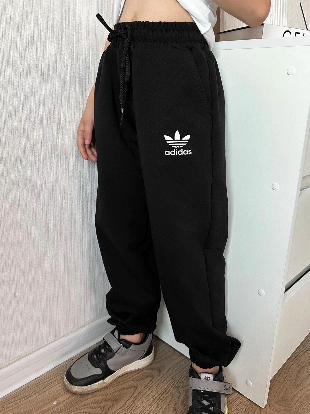 спортивные мужские штаны,штаны спортивные,брюки спортивные adidas,брюки спортивные adidas мужские,спортивные брюки