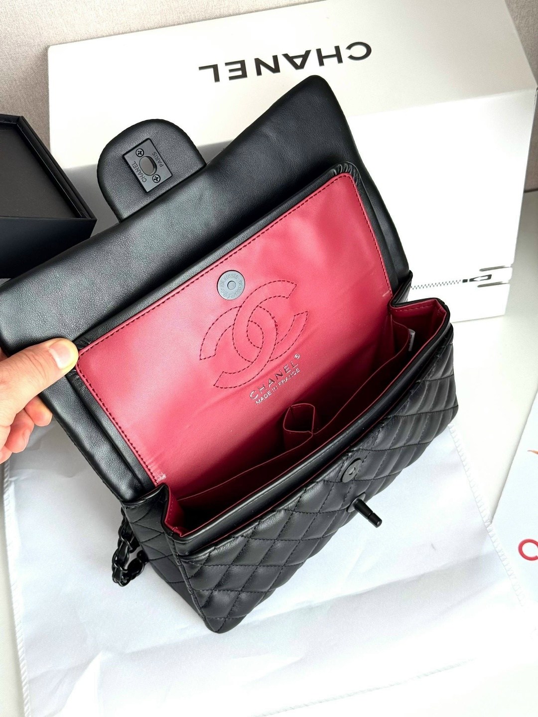 сумка шанель черная классика,сумка женская chanel,сумка шанель 2.55,сумка шанель,черная классическая сумка chanel maxi