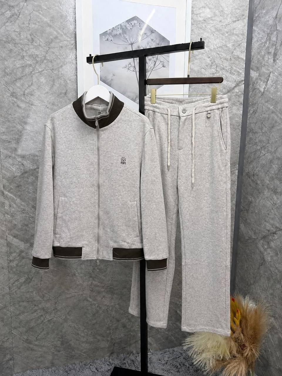 спортивный костюм brunello cucinelli,прогулочный костюм brunello cucinelli,мужские спортивные костюмы brunello cucinelli,спортивный костюм brunello cucinelli арт:355-1045,костюм brunello cucinelli