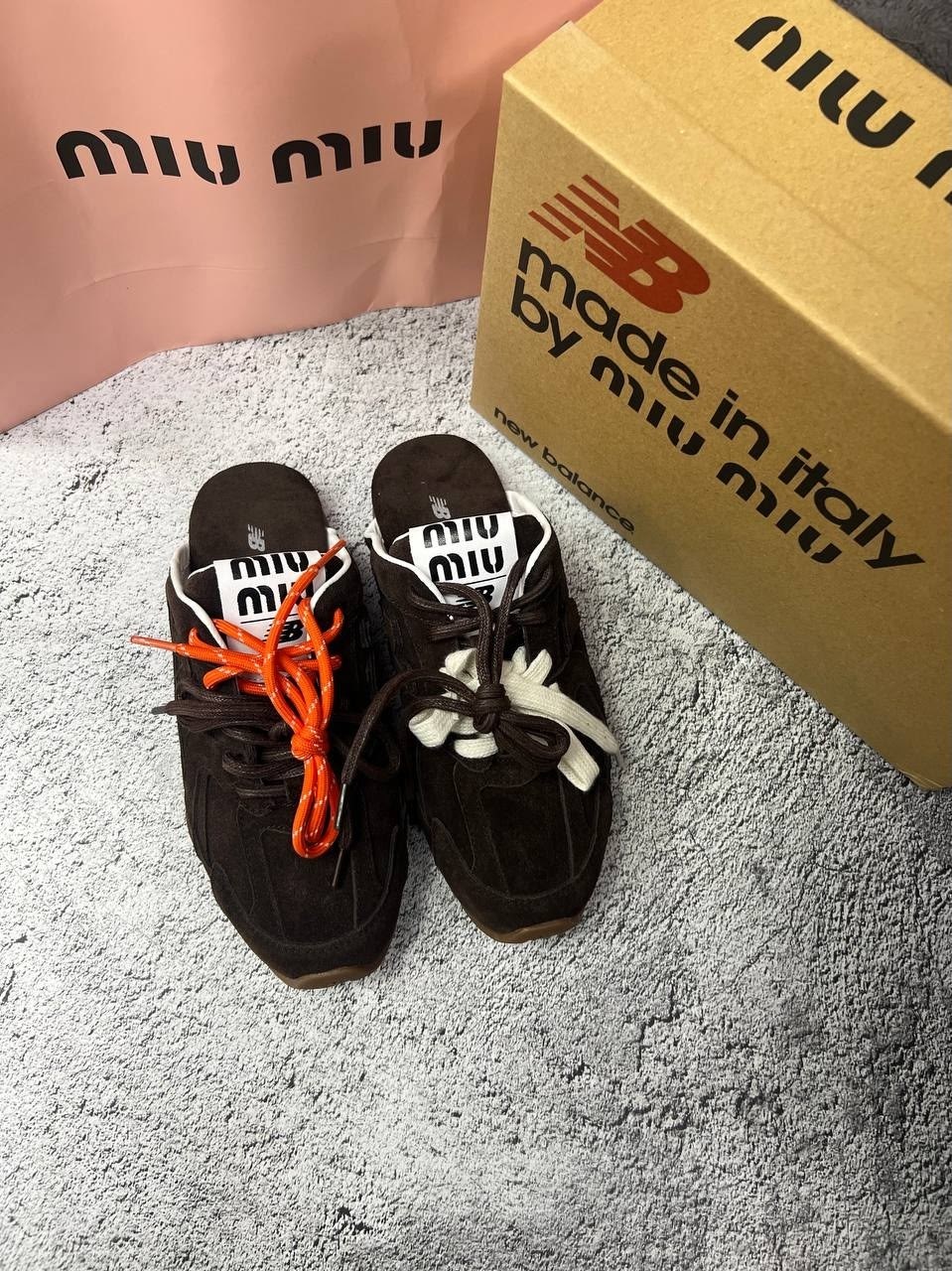 ,кроссовки miu miu и new balance, спортивные, женская,замшевые кроссовки