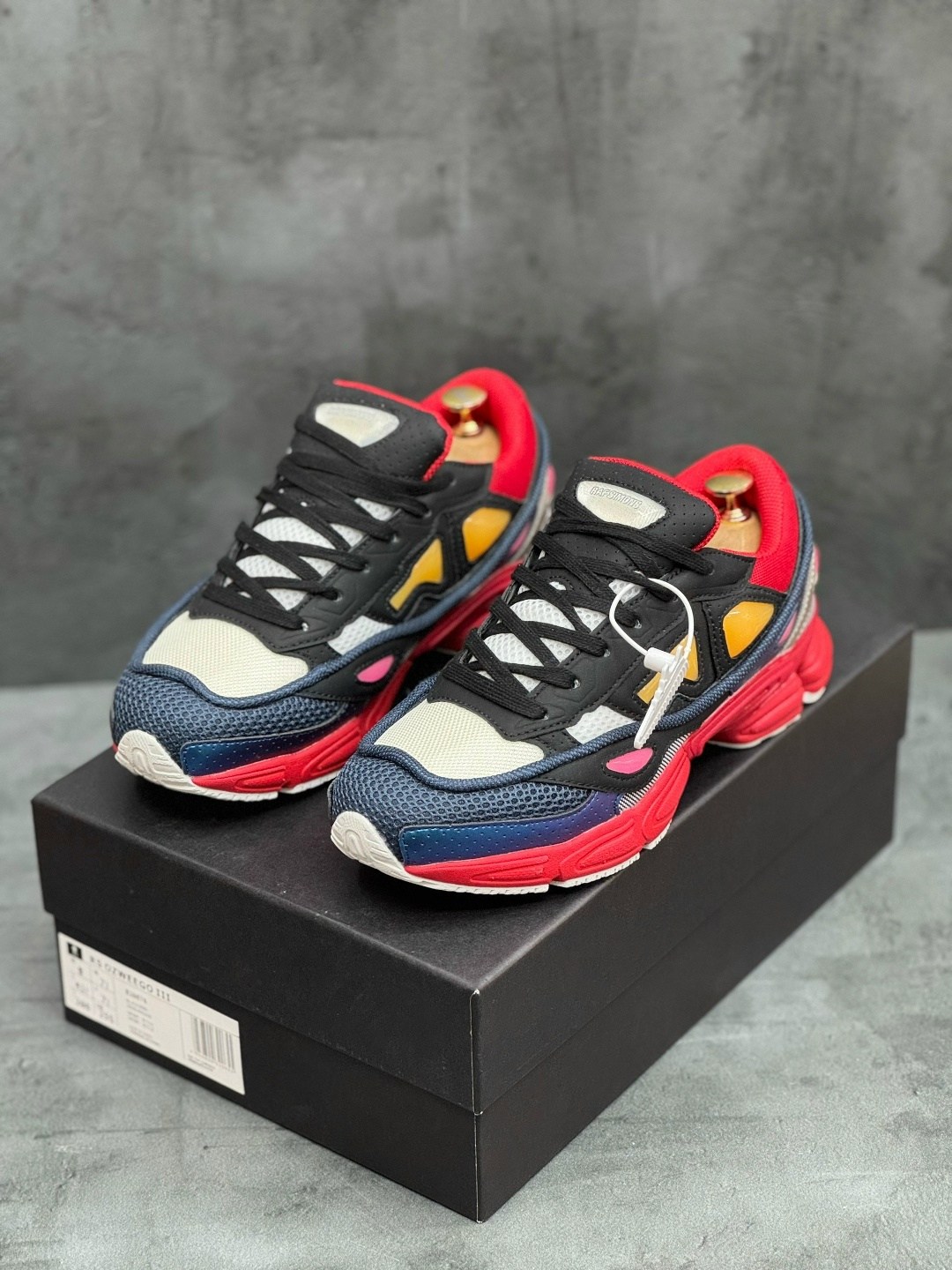 adidas raf simons ozweego 2,adidas raf simons ozweego,adidas x raf simons ozweego 2,кроссовки adidas x raf simons ozweego 2 "black red & pearl grey",кроссовки adidas ozweego 2 x raf simons