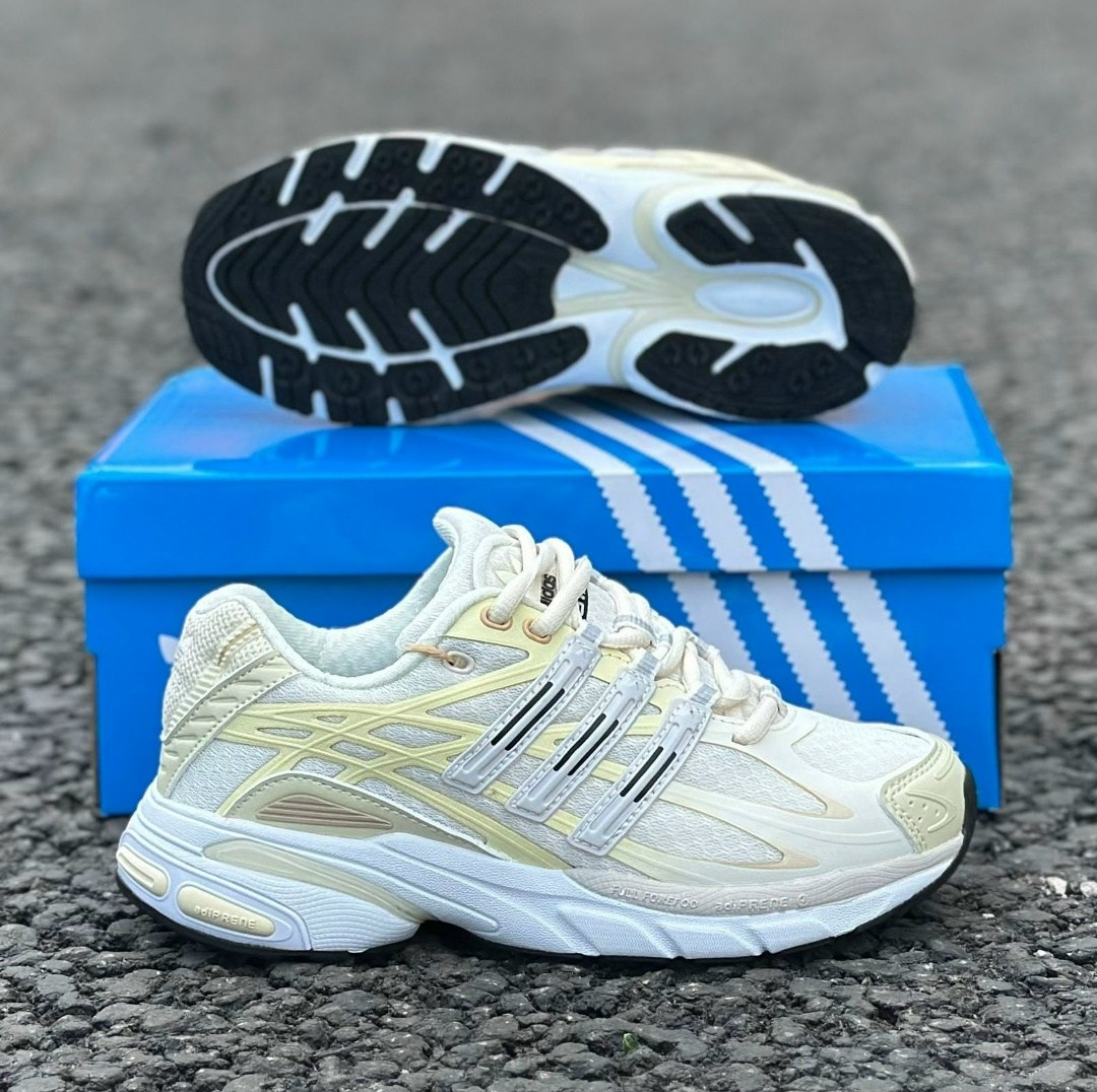 кроссовки adidas,кроссовки adidas response cl,кроссовки adidas originals response cl,кроссовки adidas response cl crystal white,кроссовки adidas originals response