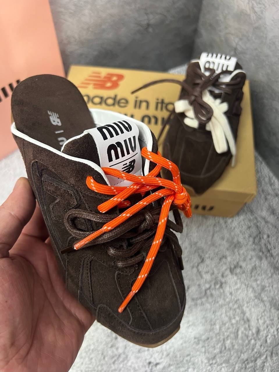 ,кроссовки miu miu и new balance, спортивные, женская,замшевые кроссовки