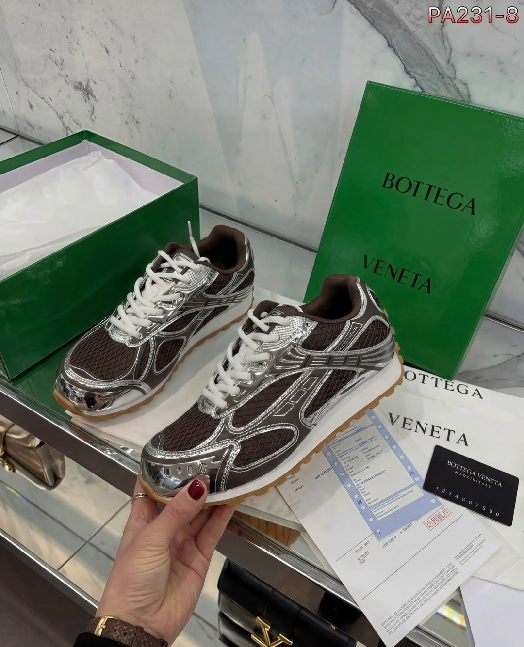 кроссовки,кроссовки bottega veneta,дизайнерские кроссовки,кроссовки женские,спортивная