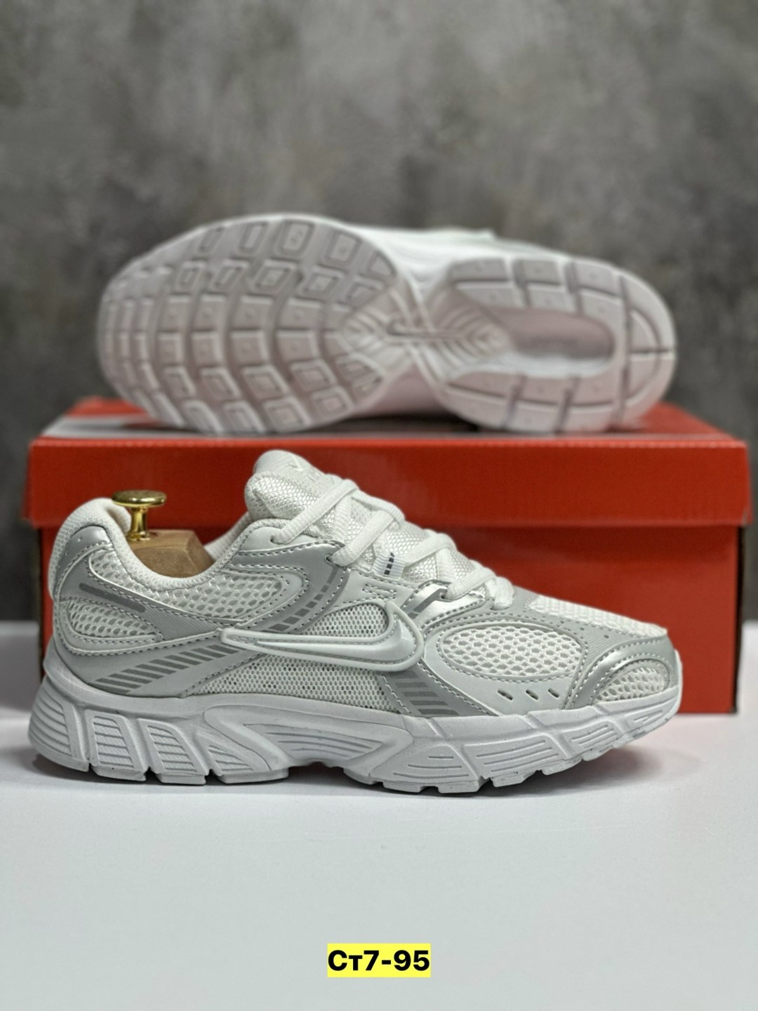 кроссовки,мужской кроссовки,женские кроссовки,женские кроссовки nike,кроссовки nike v 5 rnr