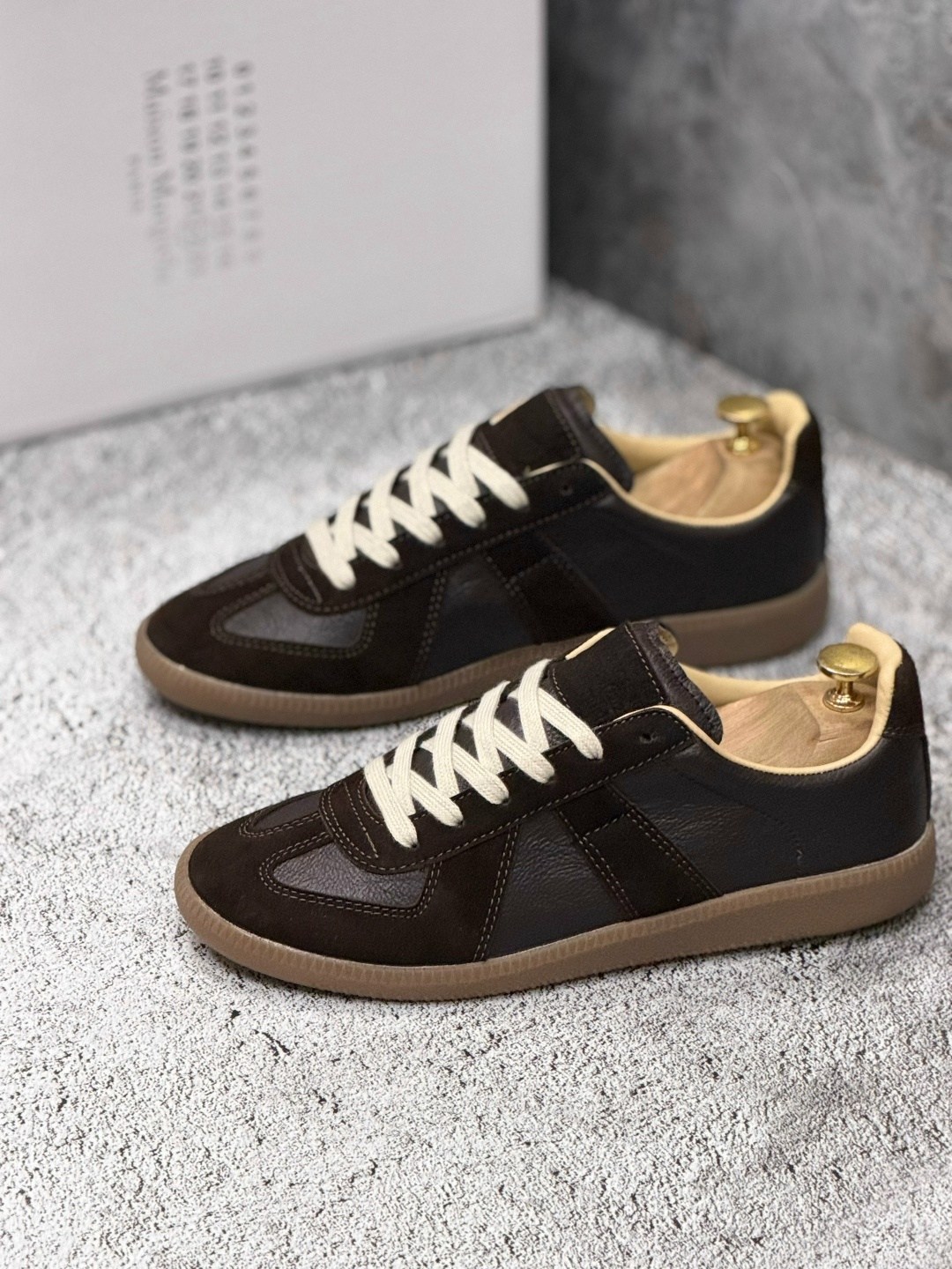 ,кроссовки maison margiela replica коричневый,maison margiela кроссовки,кроссовки maison margiela replica low top,maison margiela replica кроссовки