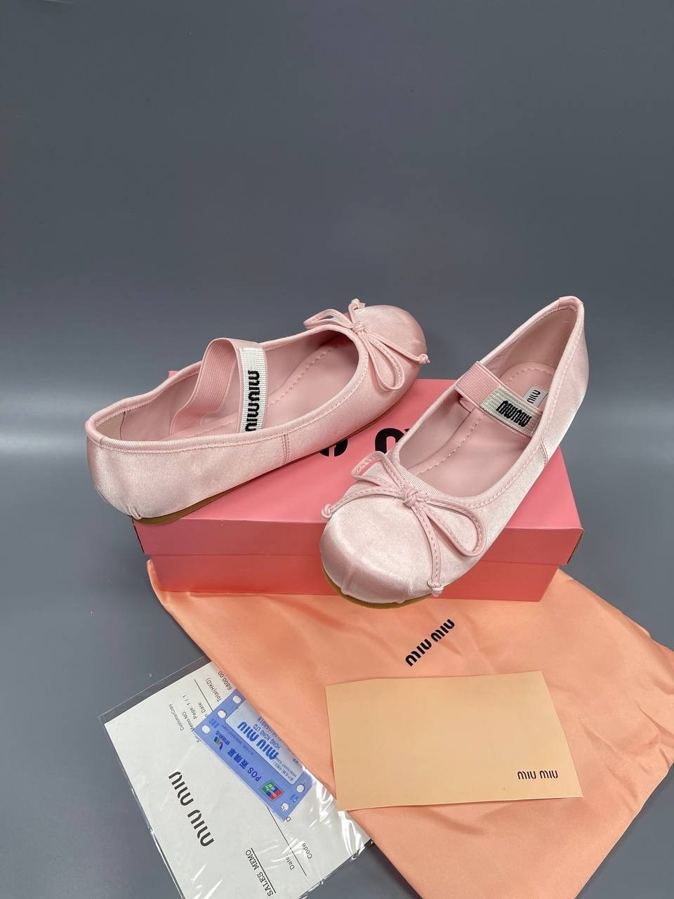 балетки женские летние с ремешком miu miu,балетки miu miu,балетки miu miu 2026,миу миу балетки,