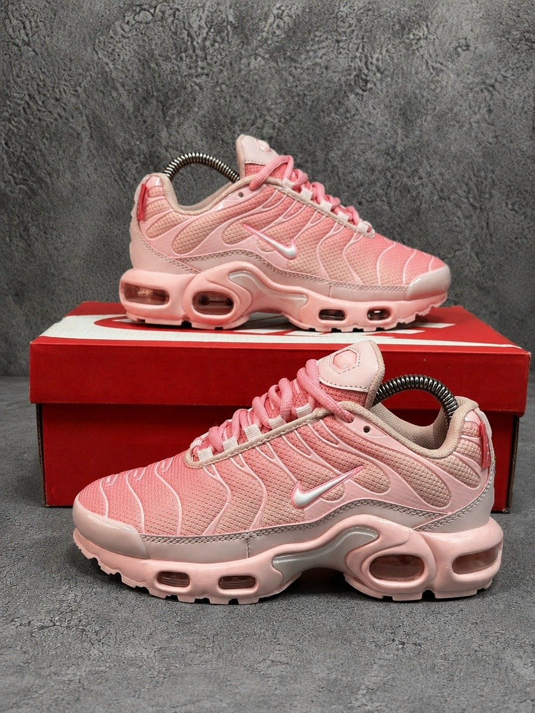 nike air max plus tn pink,кроссовки nike air max tn plus,спортивные кроссовки air max plus tn nike,женские кроссовки nike air max plus tn pink,спортивные кроссовки air max plus tn nike розовый