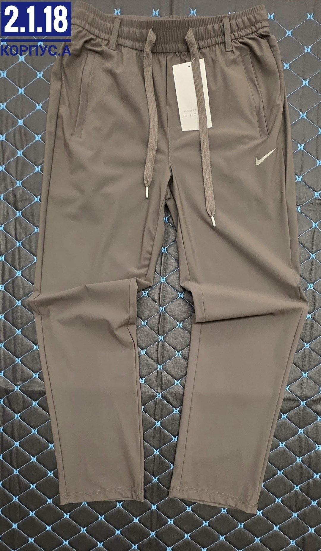 брюки спортивные,мужские брюки nike,спортивные брюки nike,мужские спортивные штаны,штаны спортивные мужские nike