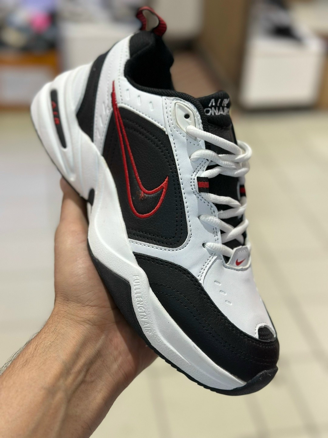 кроссовки nike air monarch iv,кроссовки nike air monarch,nike air monarch,мужские кроссовки nike air monarch iv,nike air monarch iv