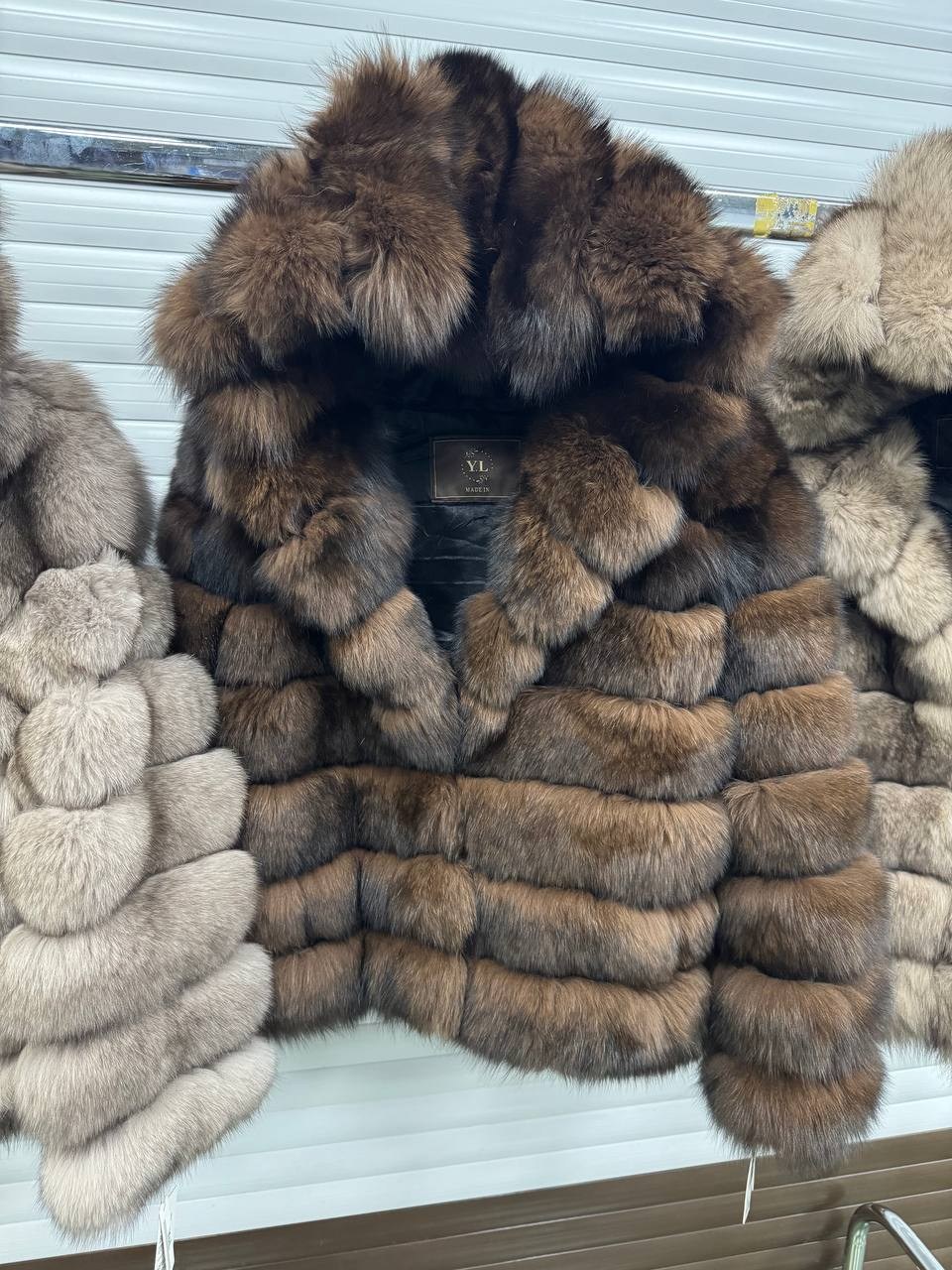 шуба из соболя,шуба из песца,шуба из соболя с капюшоном,шуба с соболем,соболиная шуба с капюшоном