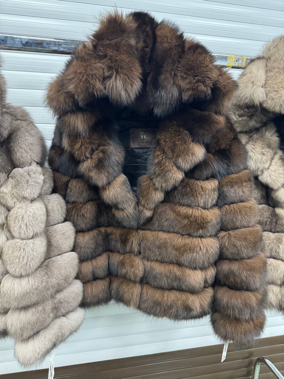 шуба из соболя,шуба из песца,шуба из соболя с капюшоном,шуба с соболем,соболиная шуба с капюшоном