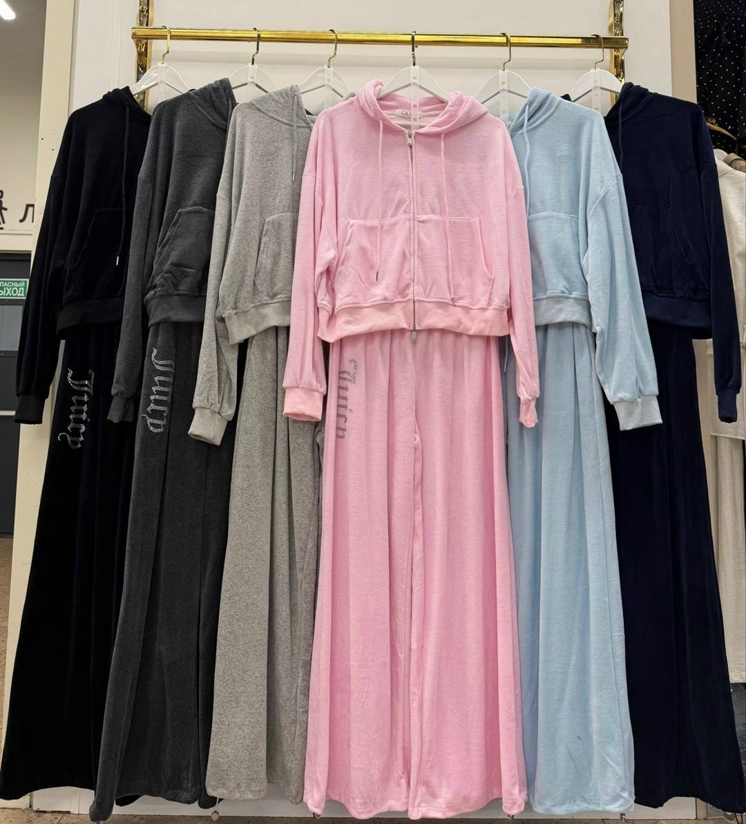 велюровый костюм джуси,juicy couture velour tracksuit set velvet,велюровые костюмы,велюровый спортивная костюм,juicy couture streetwear vintage velvet tracksuit set