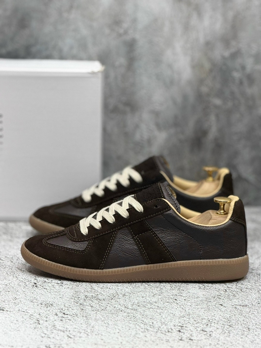 ,кроссовки maison margiela replica коричневый,maison margiela кроссовки,кроссовки maison margiela replica low top,maison margiela replica кроссовки