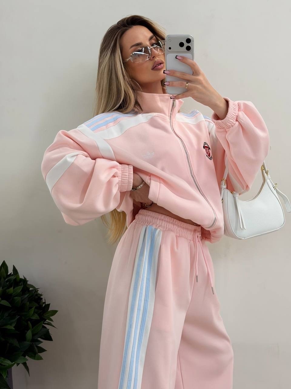 стильные костюмы,костюм спортивный malaeva розовый,костюм спортивный,спортивный костюм женский,костюм женский