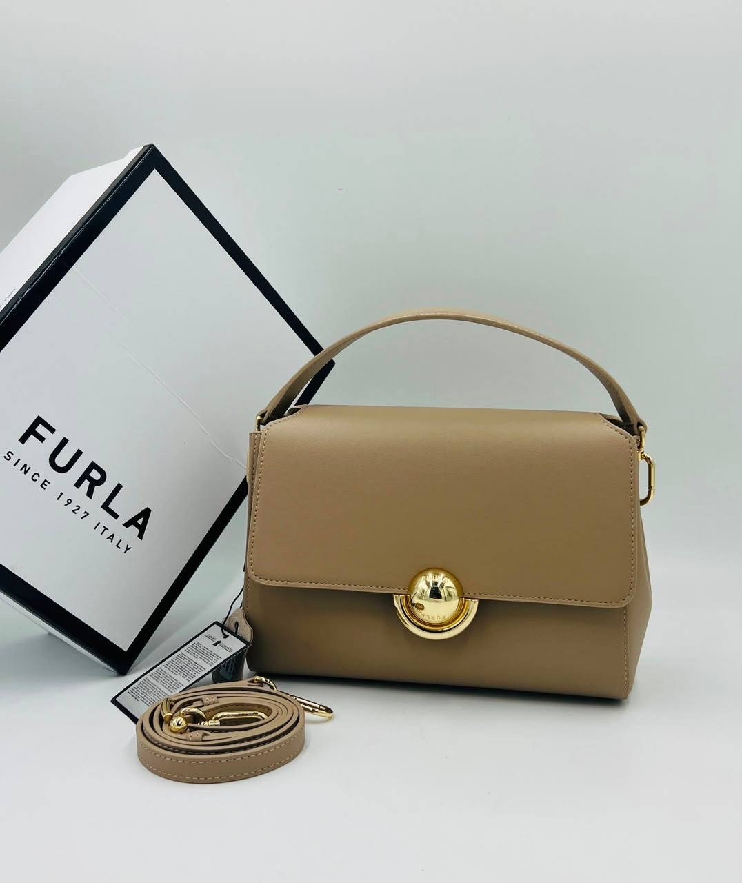 женская сумка furla,сумка,furla сумка,сумка через плечо с клапаном furla,сумка бордовая