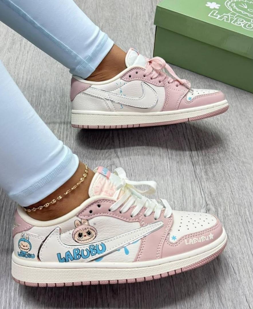 кроссовки,женские кроссовки,оригинальные кроссовки,баскетбольная ,nike air jordan 1 low travis scott
