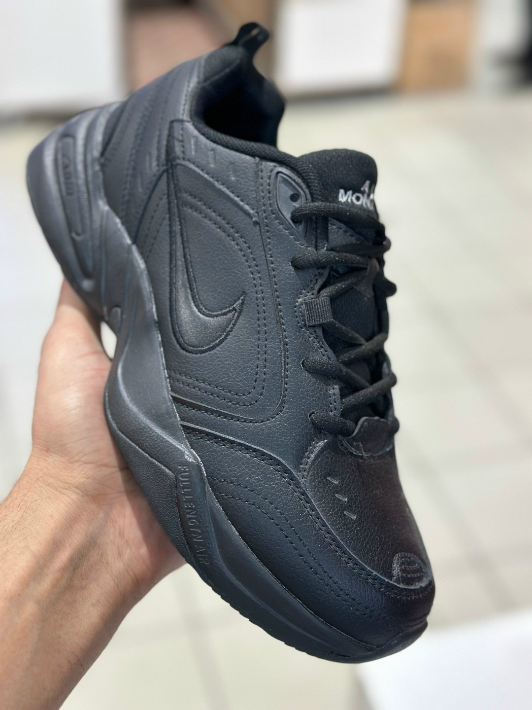 кроссовки nike air monarch iv,кроссовки nike air monarch,nike air monarch,мужские кроссовки nike air monarch iv,nike air monarch iv