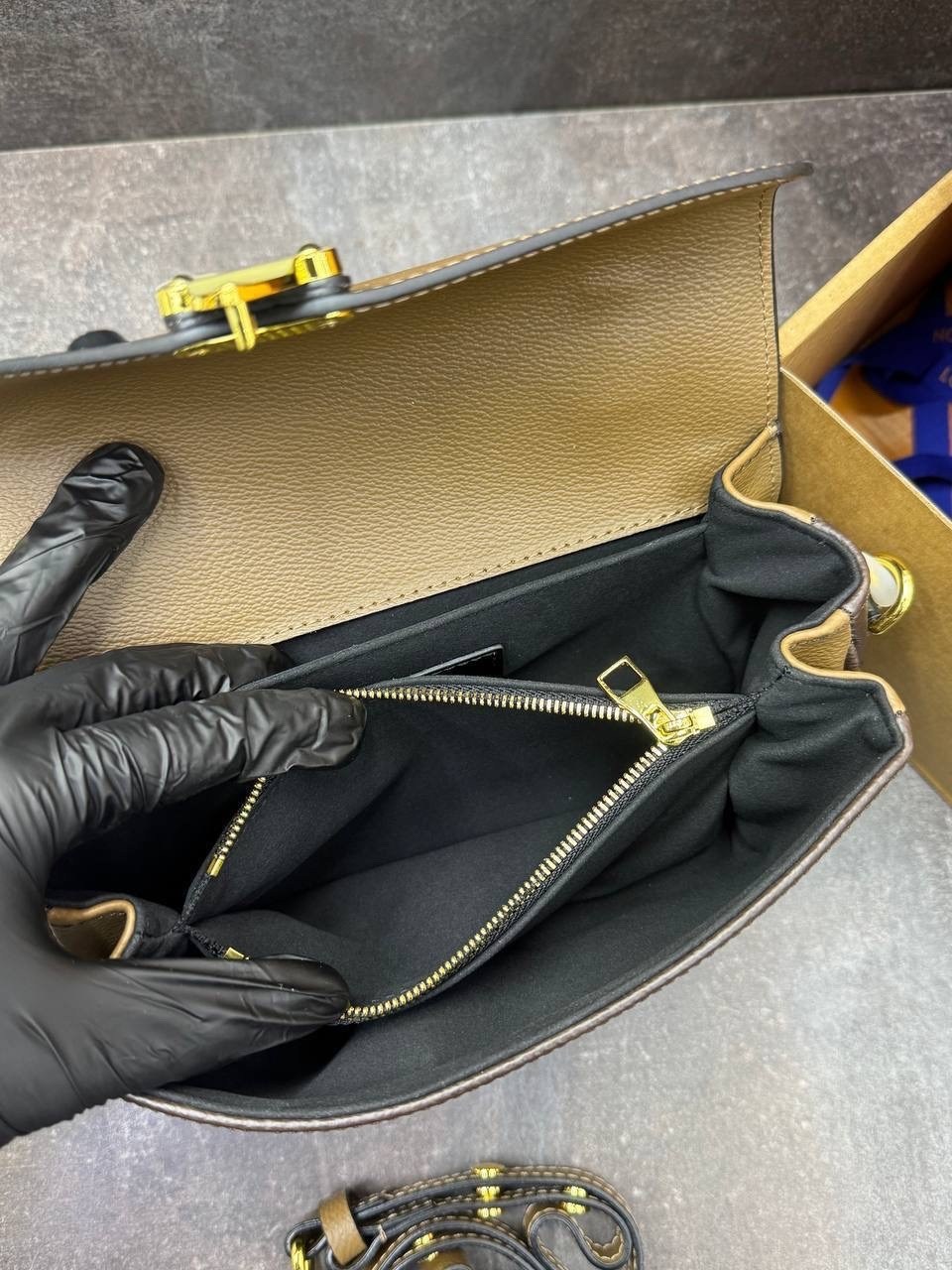 louis vuitton сумка женская,cумка louis vuitton,louis vuitton сумка на плечо,сумка louis vuitton favorite,сумка луи виттон