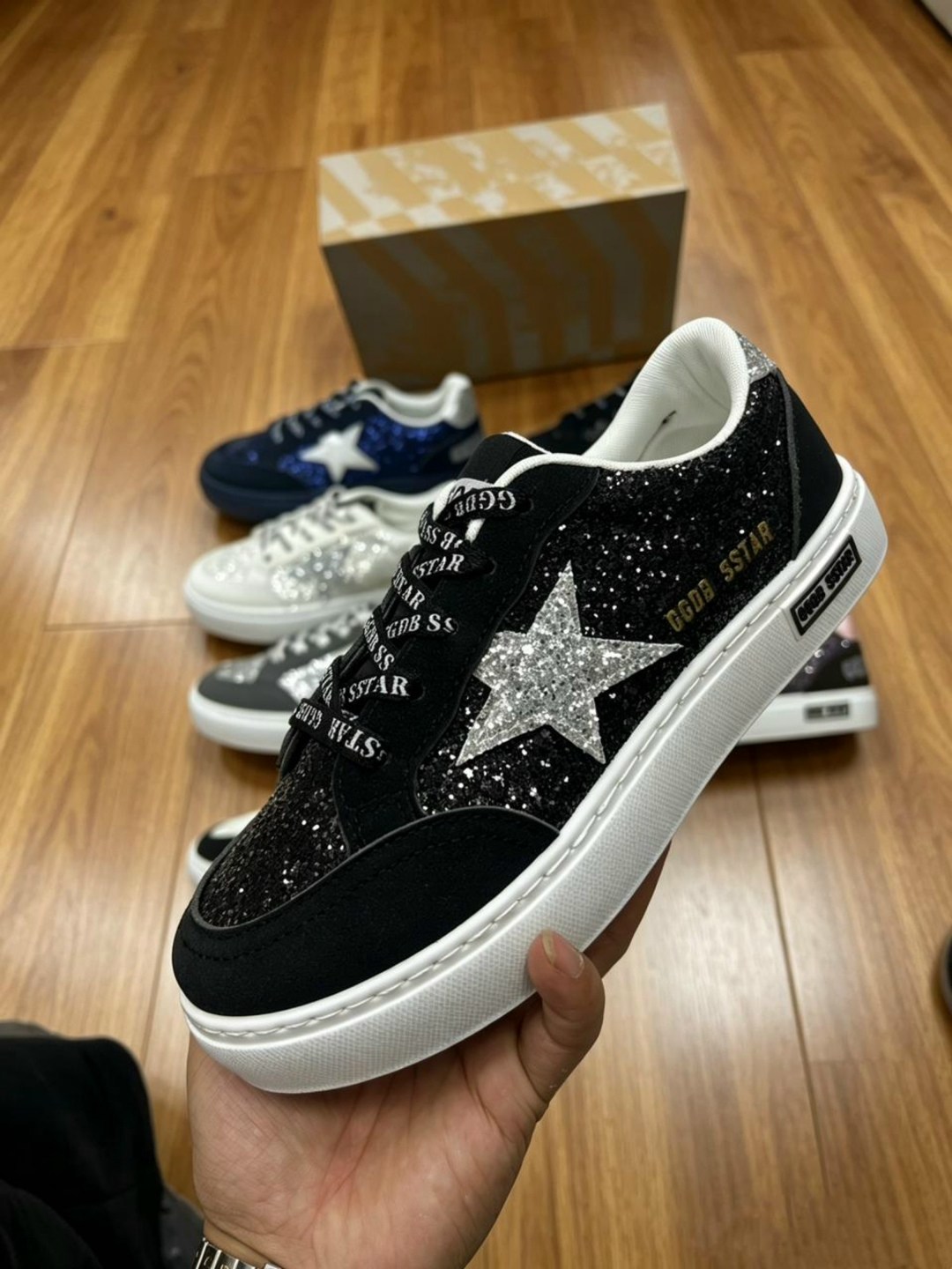 ,кроссовки golden goose блестящие,женские кроссовки,женская ,кеды женски