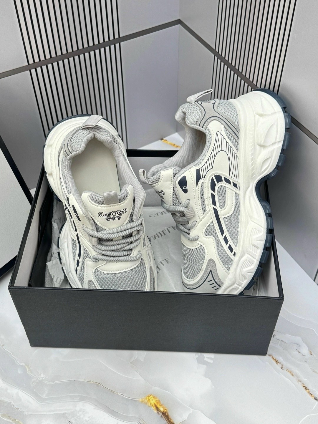 кроссовки женские balenciaga,balenciaga кроссовки,баленсиага кроссовки женские,баленсиага карго кроссовки,