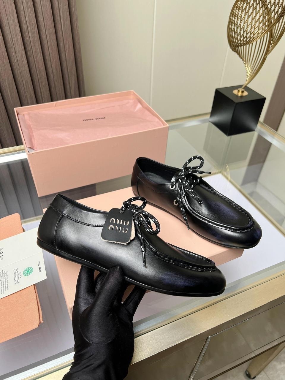 ,лоферы miu miu,лоферы женские,туфли miu miu,модная женская