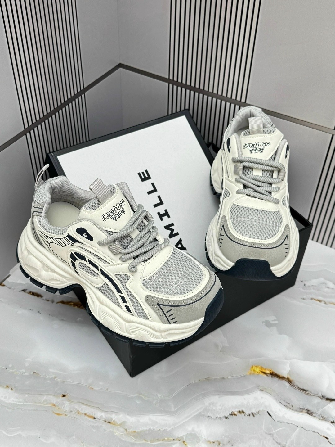 кроссовки женские balenciaga,balenciaga кроссовки,баленсиага кроссовки женские,баленсиага карго кроссовки,