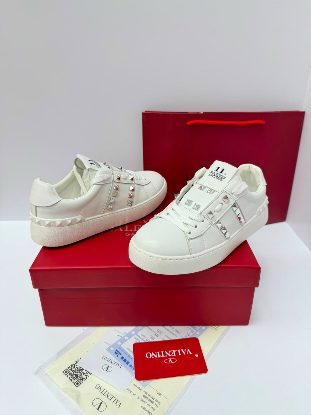 кроссовки valentino,женские кроссовки valentino,,кеды valentino,кеды валентино
