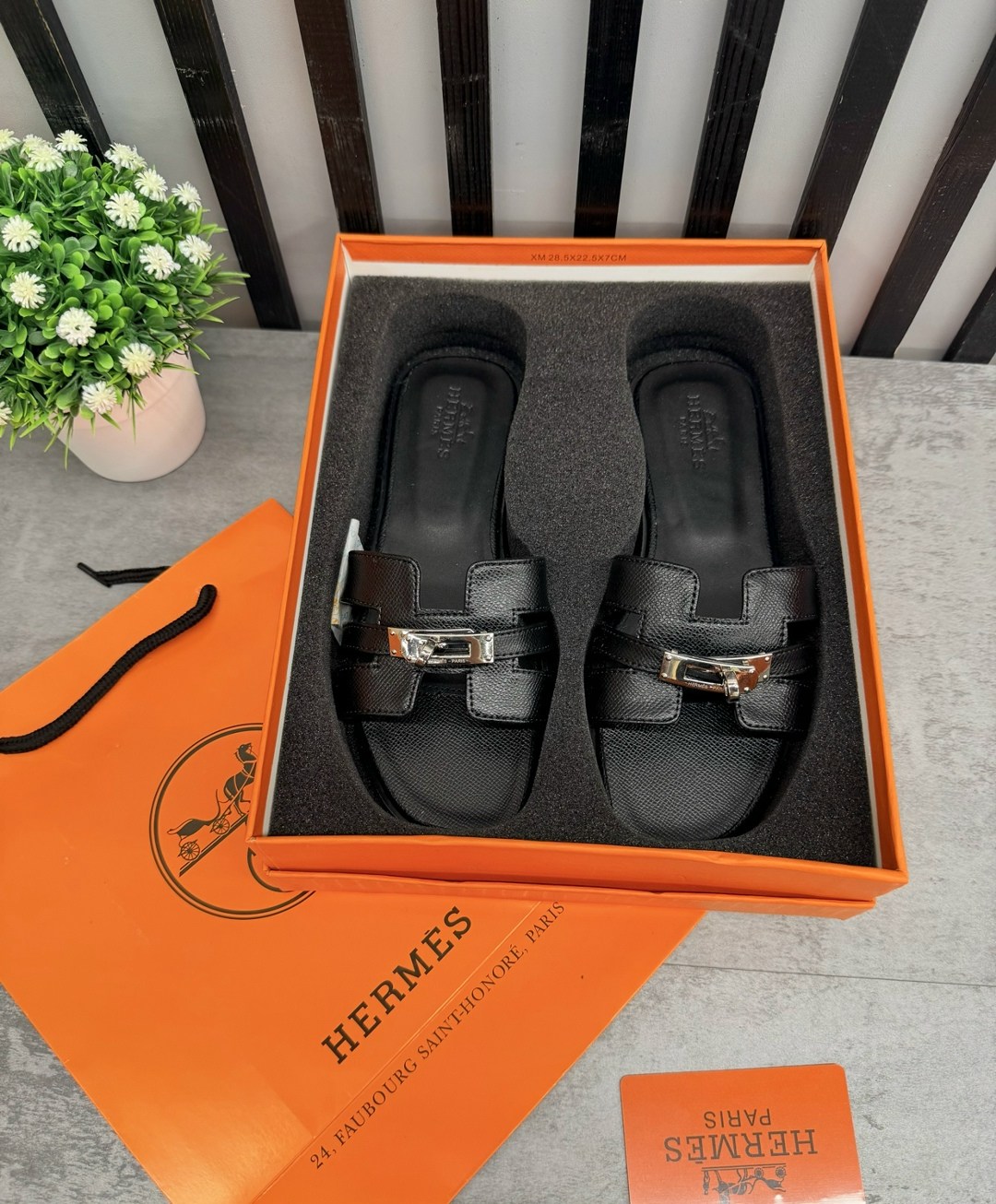 шлепанцы hermes,,женские шлепанцы,шлепки гермес,кожаные шлепанцы