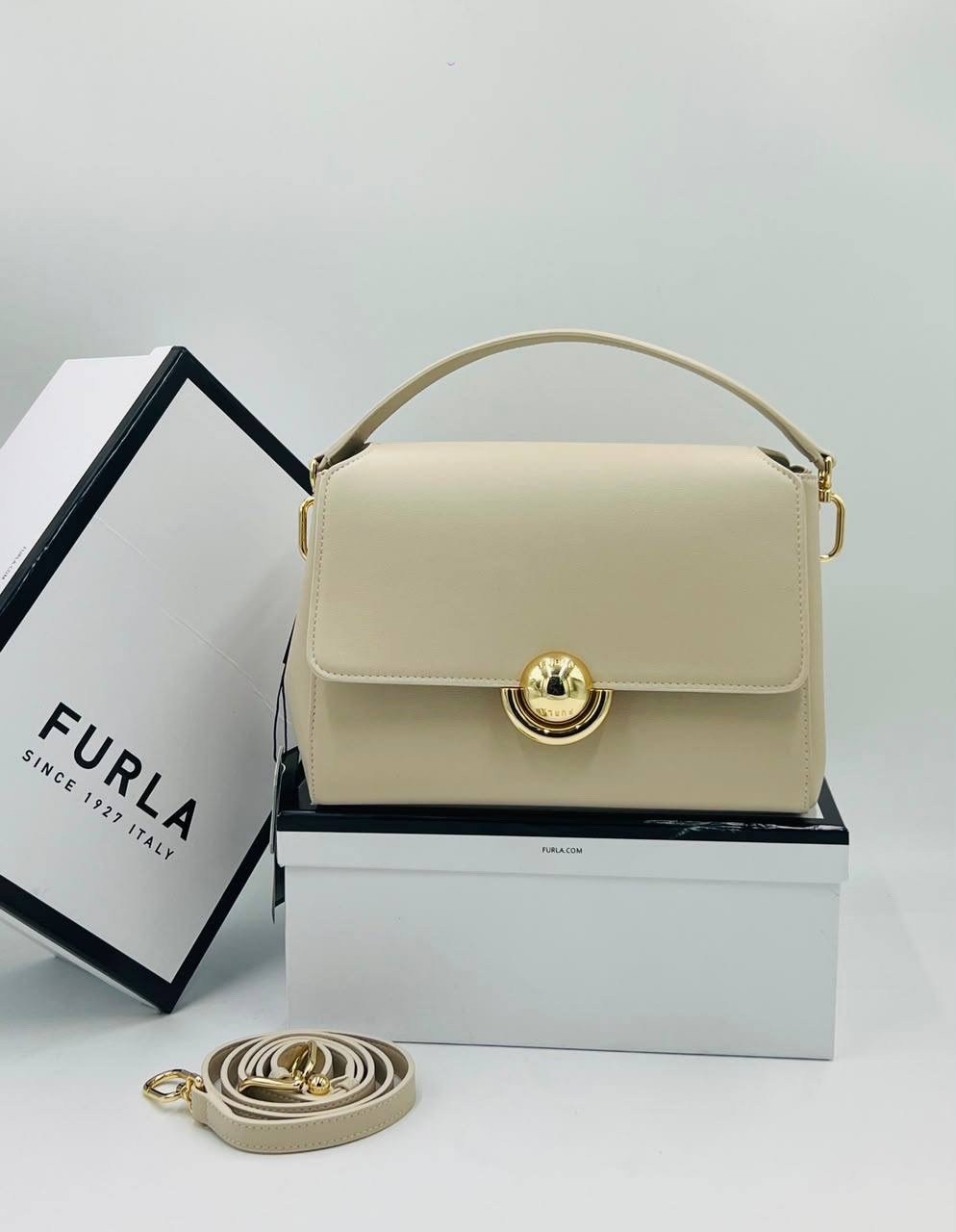женская сумка furla,сумка,furla сумка,сумка через плечо с клапаном furla,сумка бордовая