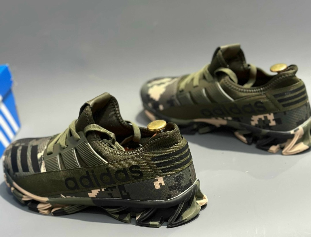 кроссовки мужские adidas,кроссовки адидас камуфляж,кроссовки для мужчин,кроссовки,мужская