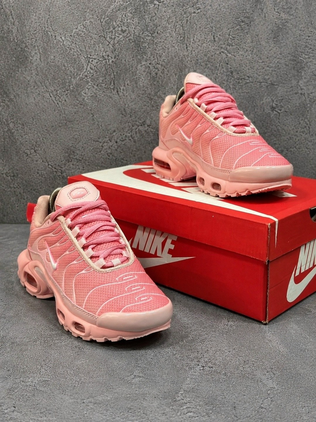nike air max plus tn pink,кроссовки nike air max tn plus,спортивные кроссовки air max plus tn nike,женские кроссовки nike air max plus tn pink,спортивные кроссовки air max plus tn nike розовый