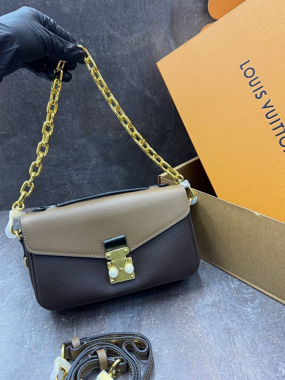 louis vuitton сумка женская,cумка louis vuitton,louis vuitton сумка на плечо,сумка louis vuitton favorite,сумка луи виттон