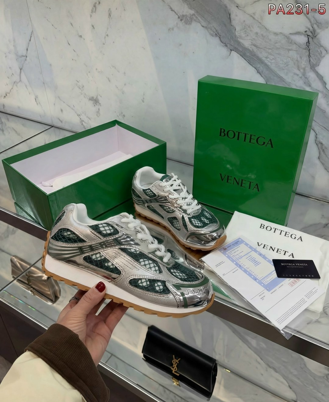 кроссовки,кроссовки bottega veneta,дизайнерские кроссовки,кроссовки женские,спортивная