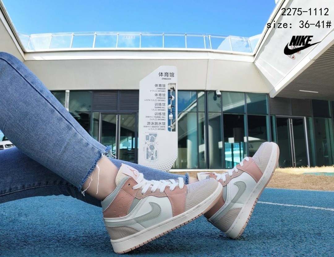 кроссовки женские nike air jordan 1,air jordan 1 mid se 'sail light blue',nike air jordan 1 mid,кроссовки,женские кроссовки nike