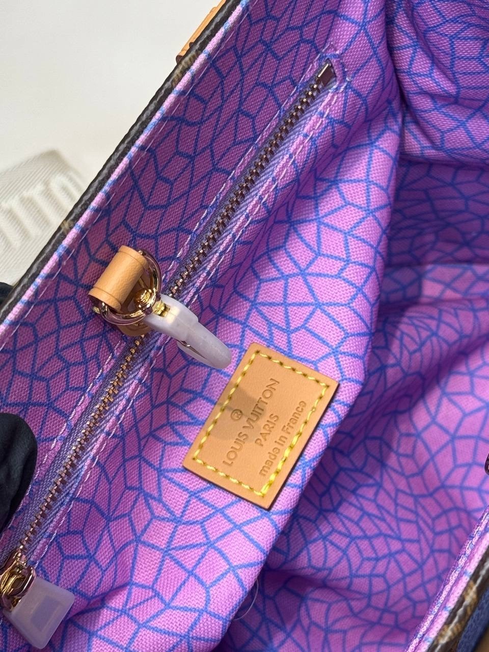 louis vuitton женская сумка,louis vuitton сумка,луи виттон сумка,сумка луи виттон женская оригинал,для женской сумки